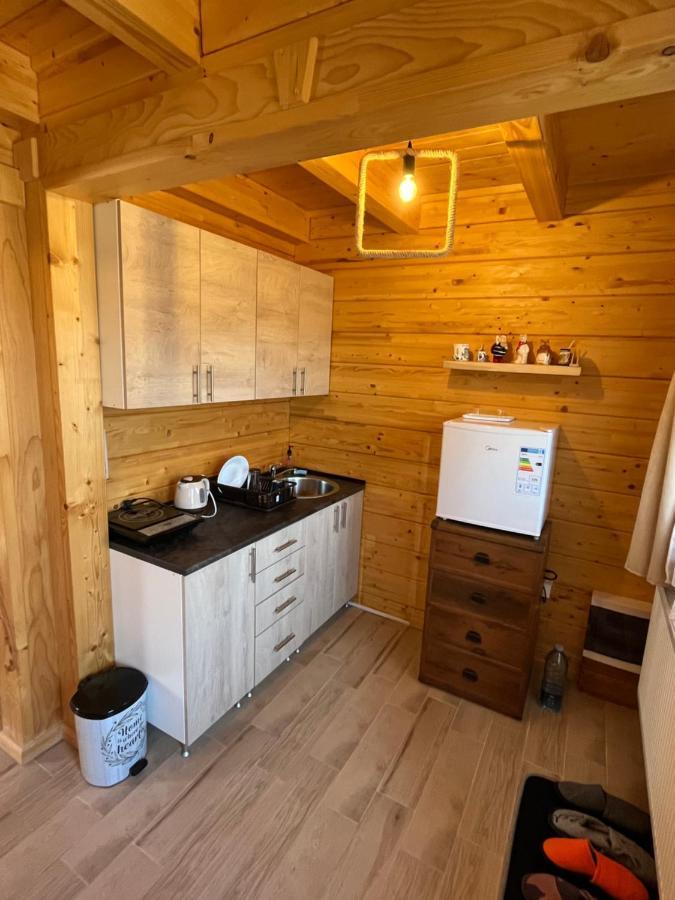 Apartmani Joka I Drvene Kucice Vrdnik Exteriör bild
